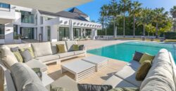 Contemporary Villa for Sale in Guadalmina Baja