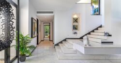 Contemporary Villa for Sale in Guadalmina Baja