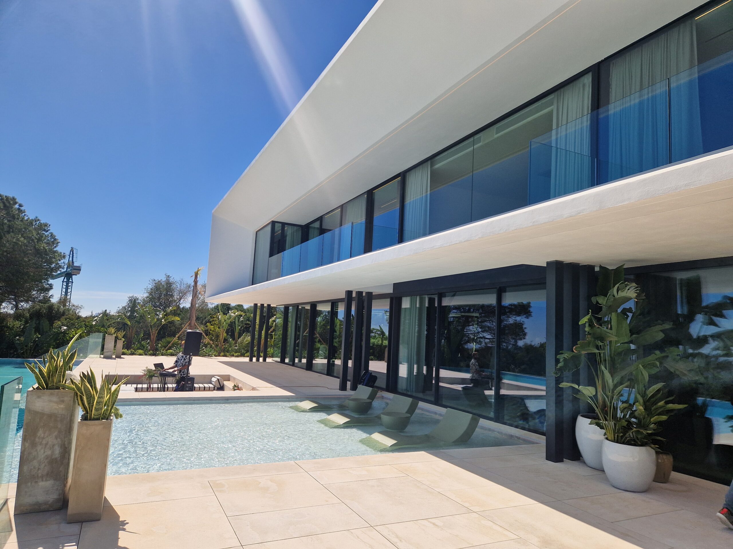 Contemporary Luxury Villa with Panoramic Golf & Sea Views in La Reserva de Sotogrande