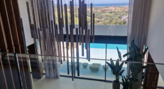 Contemporary Luxury Villa with Panoramic Golf & Sea Views in La Reserva de Sotogrande