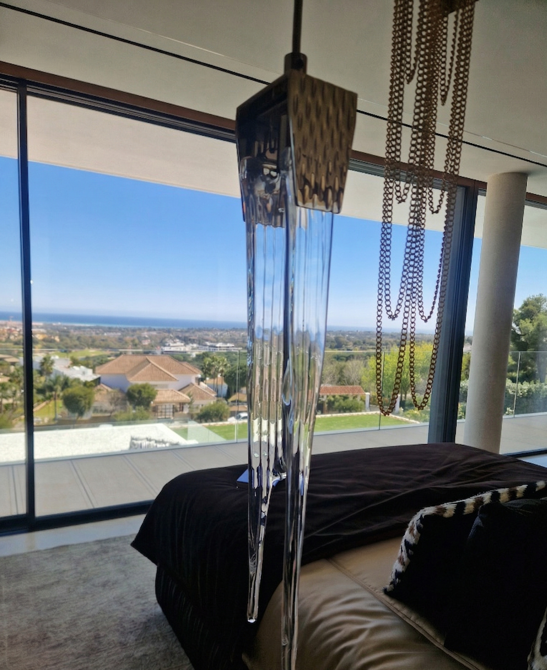 Contemporary Luxury Villa with Panoramic Golf & Sea Views in La Reserva de Sotogrande