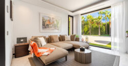 Elegante Villa junto a la playa de Guadalmina Baja