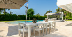 Elegante Villa junto a la playa de Guadalmina Baja